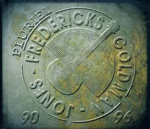 Carole Fredericks Pluriel – COMPACT DISCS