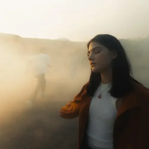 Sunsleeper – WHILE YOU CAN Siren Records